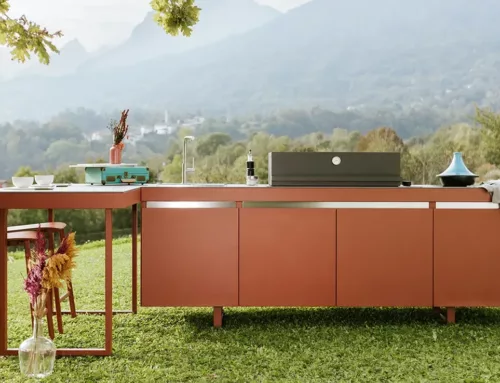 Été 2025 : la cuisine extérieure, l’incontournable du nouvel art de vivre